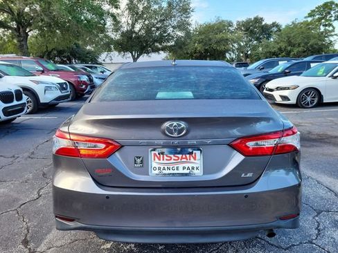 Used 2019 Toyota Camry LE FWD image 8