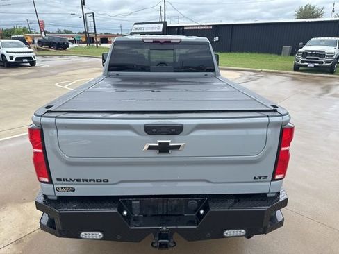 Used 2024 Chevrolet Silverado 3500 LTZ w/ LTZ Plus Package AWD/4WD image 7