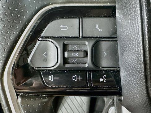 Used 2023 Toyota Tundra SR5 w/ SR5 Convenience Package AWD/4WD image 22