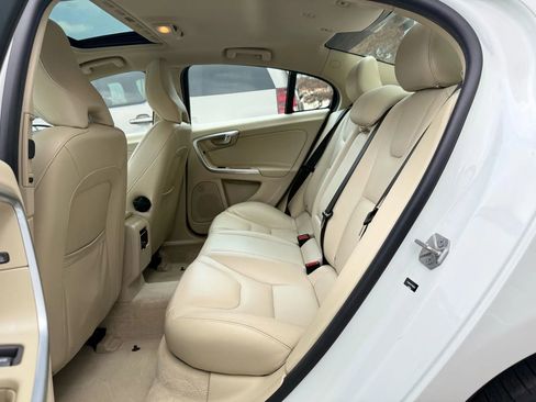 Used 2015 Volvo S60 T5 Premier image 28