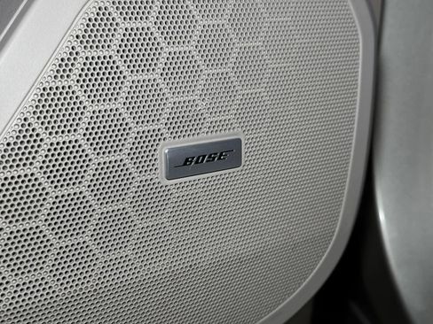 Used 2013 Cadillac XTS Luxury image 34