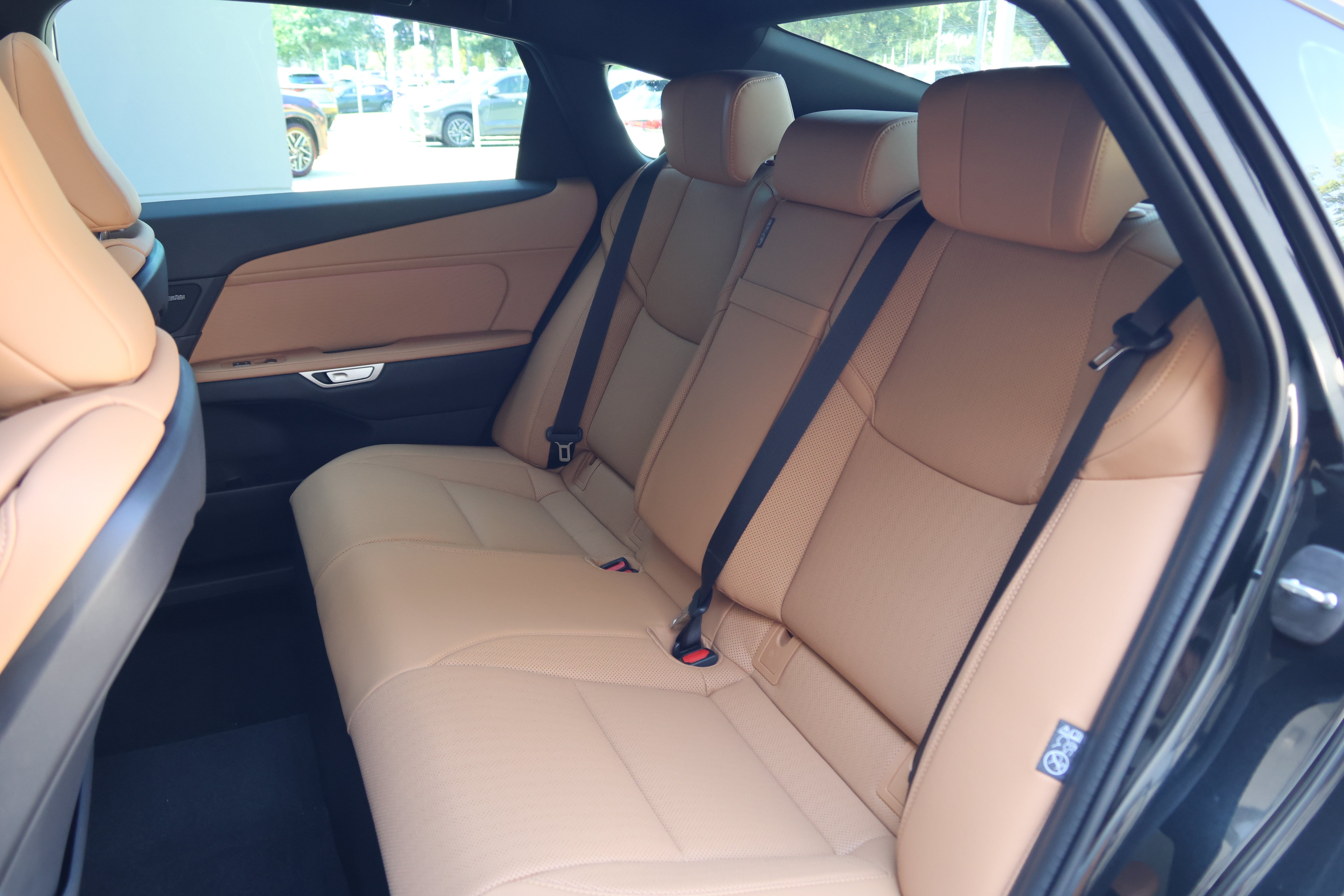 New 2027 Lexus ES 350h w/ Accessory Package (K3) FWD image 35