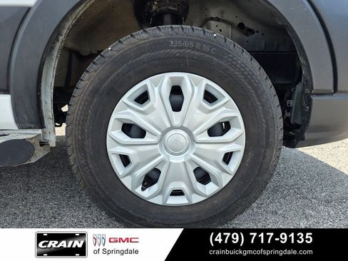 Used 2025 Ford Transit 250 Low Roof w/ Exterior Upgrade Package RWD image 31