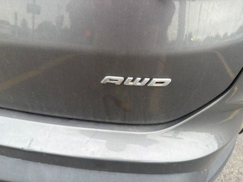 Used 2024 Ford Edge SEL w/ Convenience Package AWD/4WD image 4
