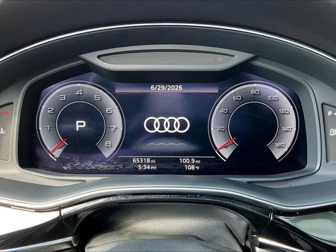 Used 2020 Audi Q8 Premium Plus w/ Premium Plus Package AWD/4WD image 13