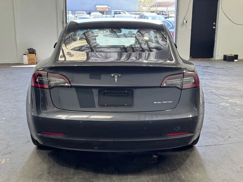 Used 2022 Tesla Model 3 Long Range image 3