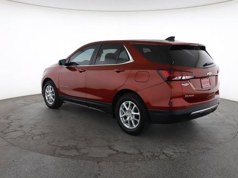 Used 2024 Chevrolet Equinox LT FWD image 9