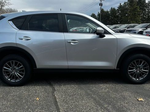 Used 2017 MAZDA CX-5 Touring w/ Preferred Equipment Package image 11