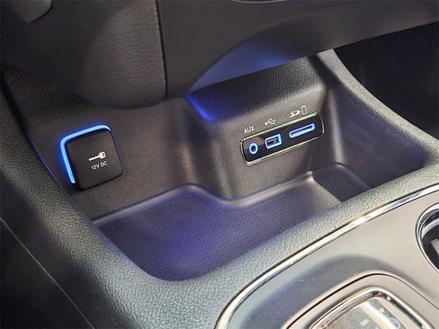 Used 2017 Dodge Durango R/T image 32