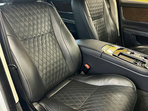 Used 2016 Jaguar XJ L Supercharged image 16