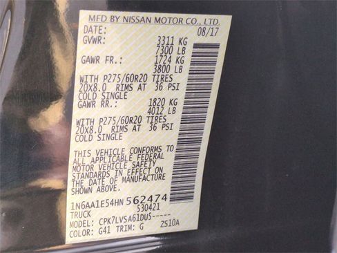 Used 2017 Nissan Titan SL image 35