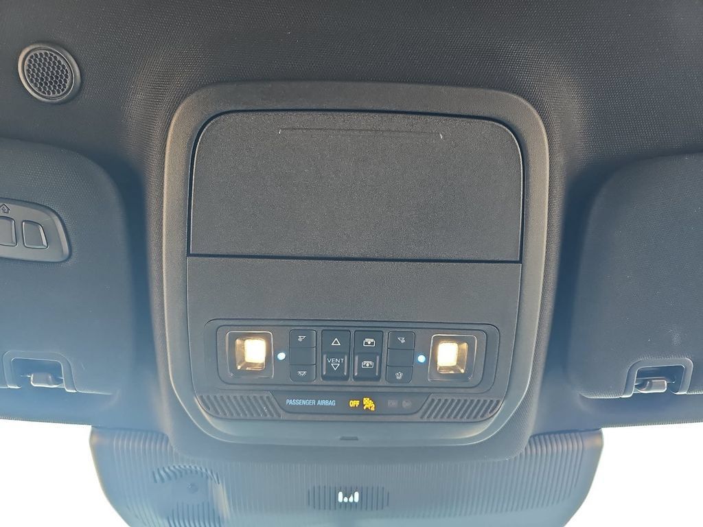 Used 2025 Ford Explorer ST w/ Sun And Sound Package AWD/4WD image 34
