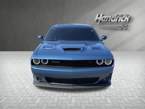 Used 2022 Dodge Challenger R/T Scat Pack RWD image 3