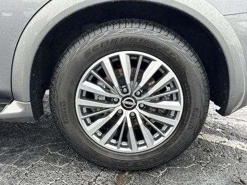 Used 2022 Nissan Armada SV w/ SV Appearance Package image 21