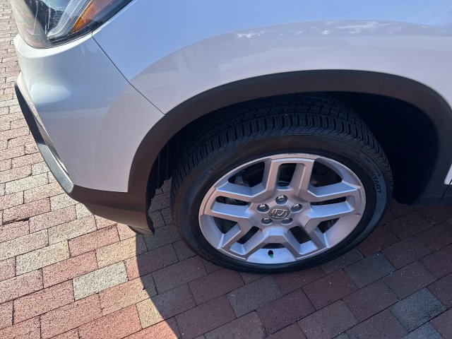 Certified 2024 Honda Passport EX-L image 10