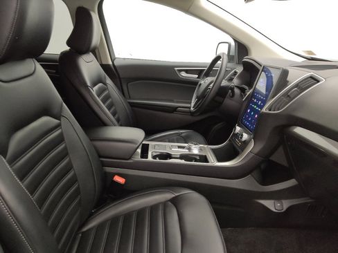 Used 2024 Ford Edge SEL image 21