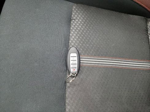 Used 2023 Nissan Versa SR w/ Trunk Package image 32