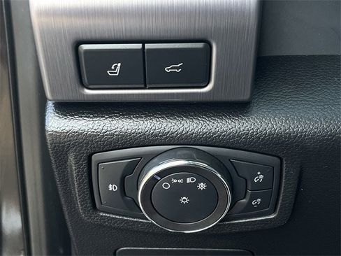 Used 2019 Ford Expedition Platinum image 26