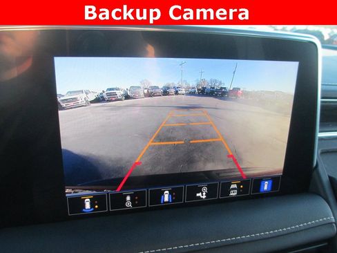 Certified 2023 GMC Yukon XL SLT w/ SLT Premium Package image 17