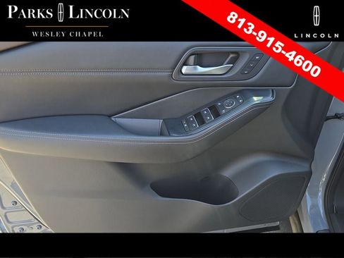 Used 2022 Nissan Rogue SL w/ SL Premium Package FWD image 16