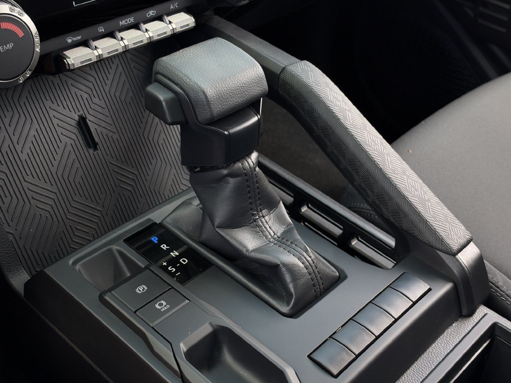 Used 2025 Toyota Tacoma SR RWD image 18
