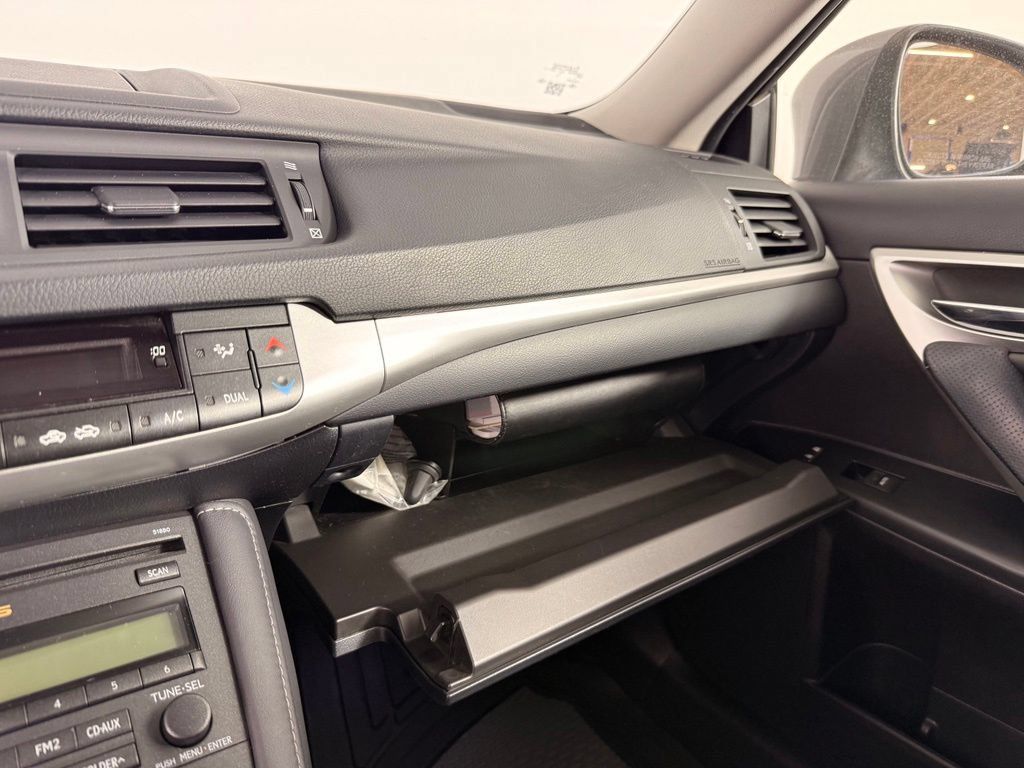 Used 2012 Lexus CT 200h Premium FWD image 24