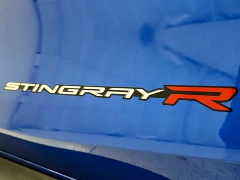 Used 2023 Chevrolet Corvette Stingray Premium Cpe w/ Z51 Performance Package RWD image 31