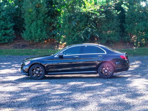 Used 2021 Mercedes-Benz C 300 C 300 image 4