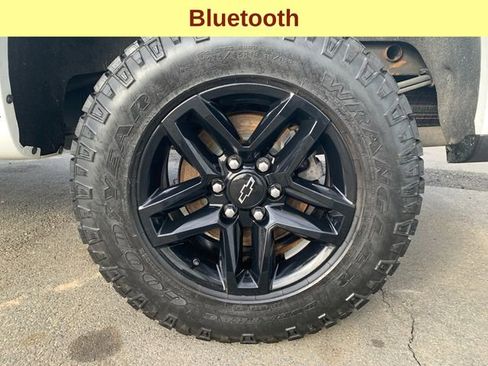 Used 2019 Chevrolet Silverado 1500 LT Trail Boss image 9
