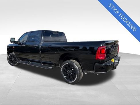 New 2026 RAM 3500 Big Horn AWD/4WD image 5