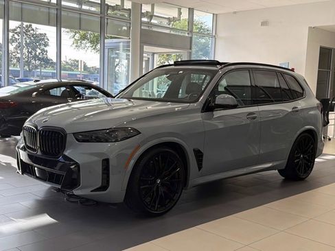 Used 2026 BMW X5 xDrive40i w/ M Sport Package image 7