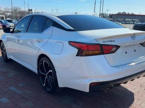 Used 2023 Nissan Altima 2.5 SR image 9