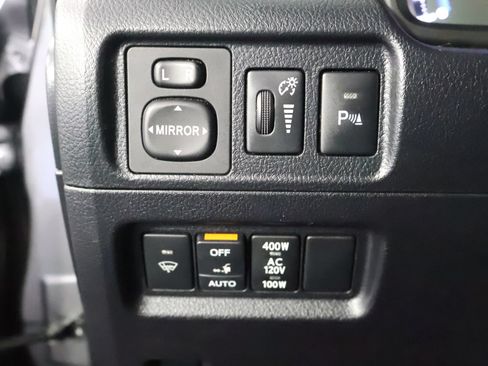 Used 2019 Toyota 4Runner Limited AWD/4WD image 35