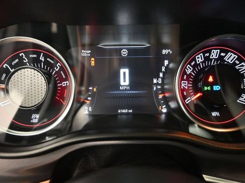 Used 2022 Dodge Challenger GT RWD image 11