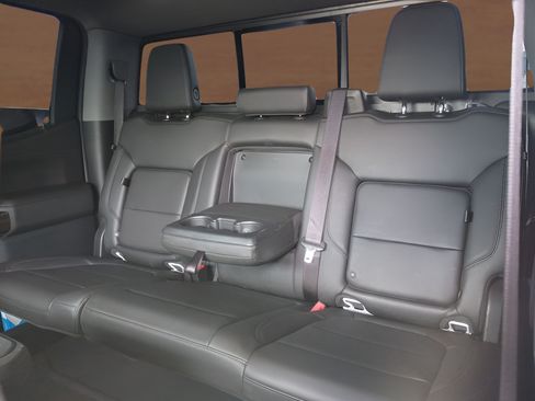 Used 2020 Chevrolet Silverado 1500 LT Trail Boss AWD/4WD image 19