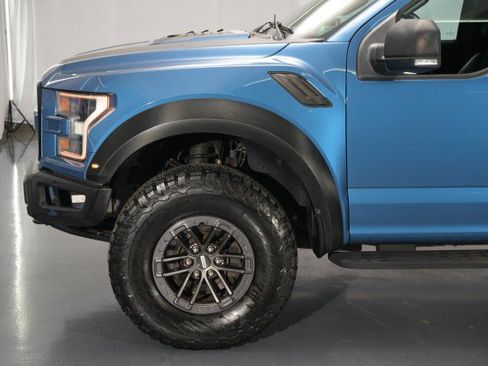 Used 2020 Ford F150 Raptor w/ Equipment Group 802A Luxury AWD/4WD image 3