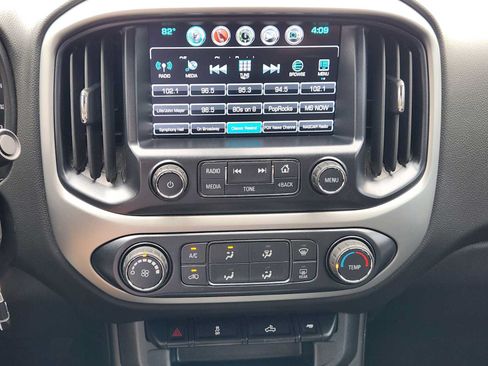Used 2018 Chevrolet Colorado LT w/ LT Convenience Package AWD/4WD image 17