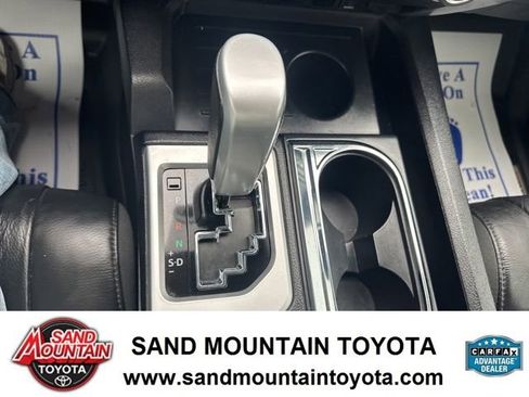 Used 2021 Toyota Tundra Limited w/ Limited Premium Package AWD/4WD image 21