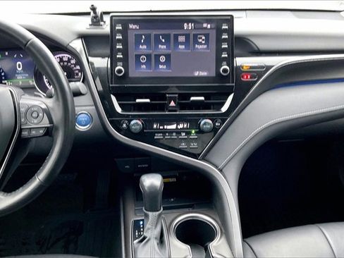 Used 2023 Toyota Camry XSE w/ Cold Weather Package image 6