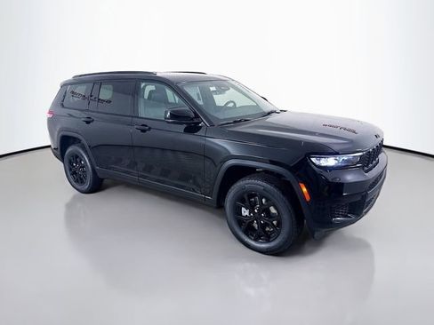 New 2025 Jeep Grand Cherokee L Altitude AWD/4WD image 1
