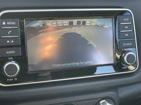 Certified 2025 Nissan Kicks Play S image 28