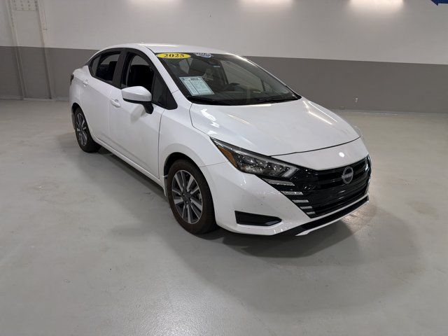 Used 2025 Nissan Versa SV w/ Trunk Package FWD image 4