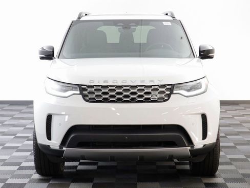 New 2025 Land Rover Discovery S AWD/4WD image 24