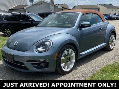 Used 2019 Volkswagen Beetle 2.0T Final Edition SEL FWD image 1