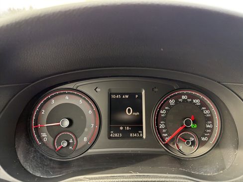 Certified 2021 Volkswagen Passat 2.0T R-Line image 17