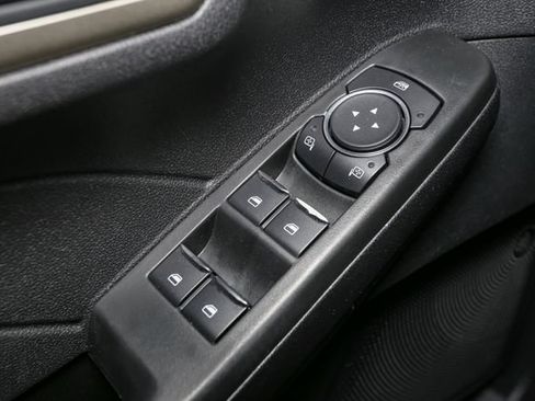 Used 2022 Ford Escape SE w/ SE Sport Appearance Package AWD/4WD image 36