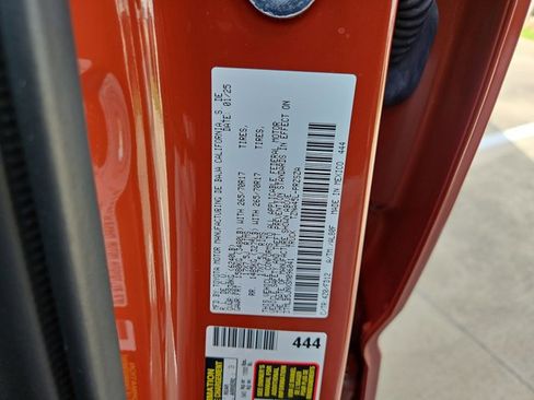 Used 2025 Toyota Tacoma TRD Off-Road image 24