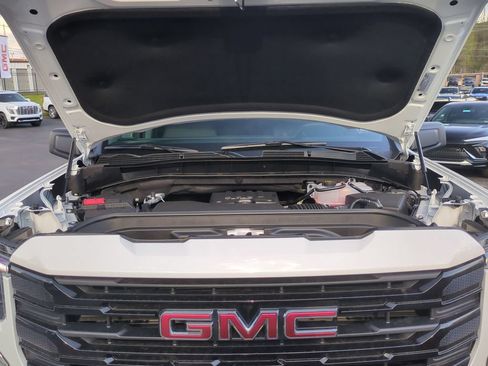 New 2026 GMC Sierra 1500 Elevation AWD/4WD image 17