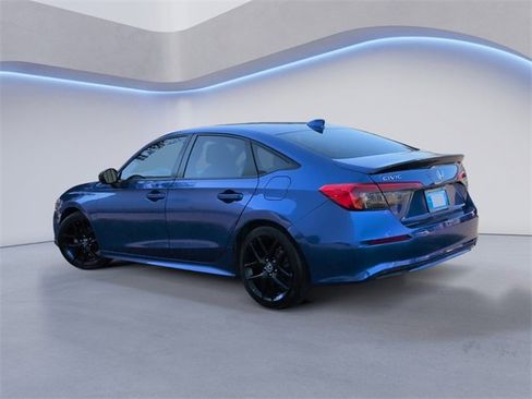 Used 2022 Honda Civic Sport image 9