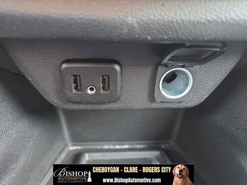 Used 2023 Chevrolet Traverse LT w/ LPO, Floor Liner Package AWD/4WD image 10